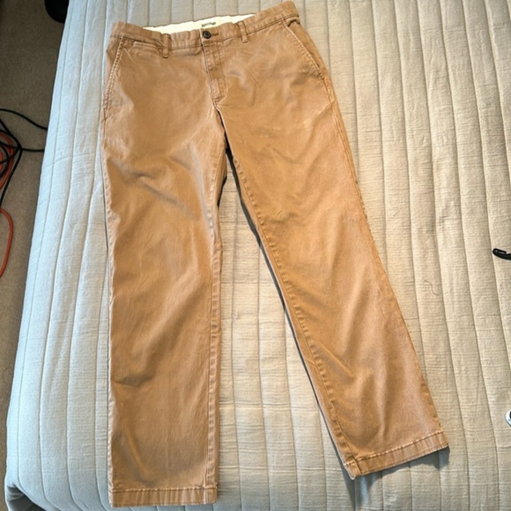 Goodthreads chino pant, stretch fit size 33, flat front